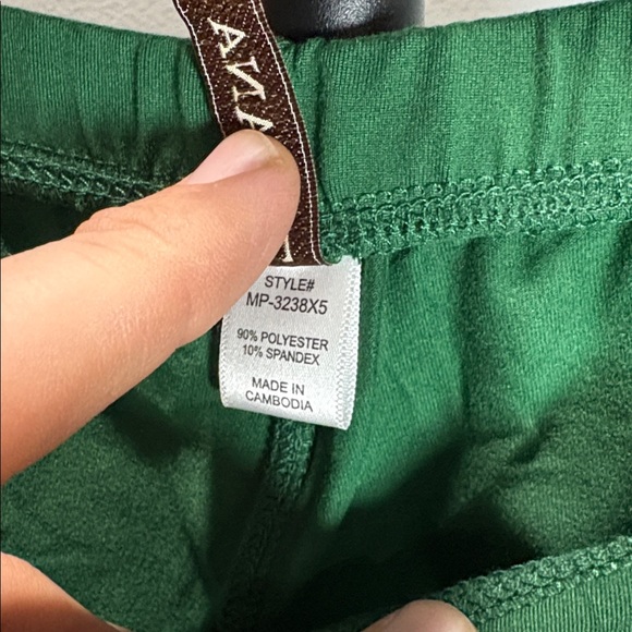 Zenana Outfitters Emerald Leggings - NWOT - Picture 3 of 4
